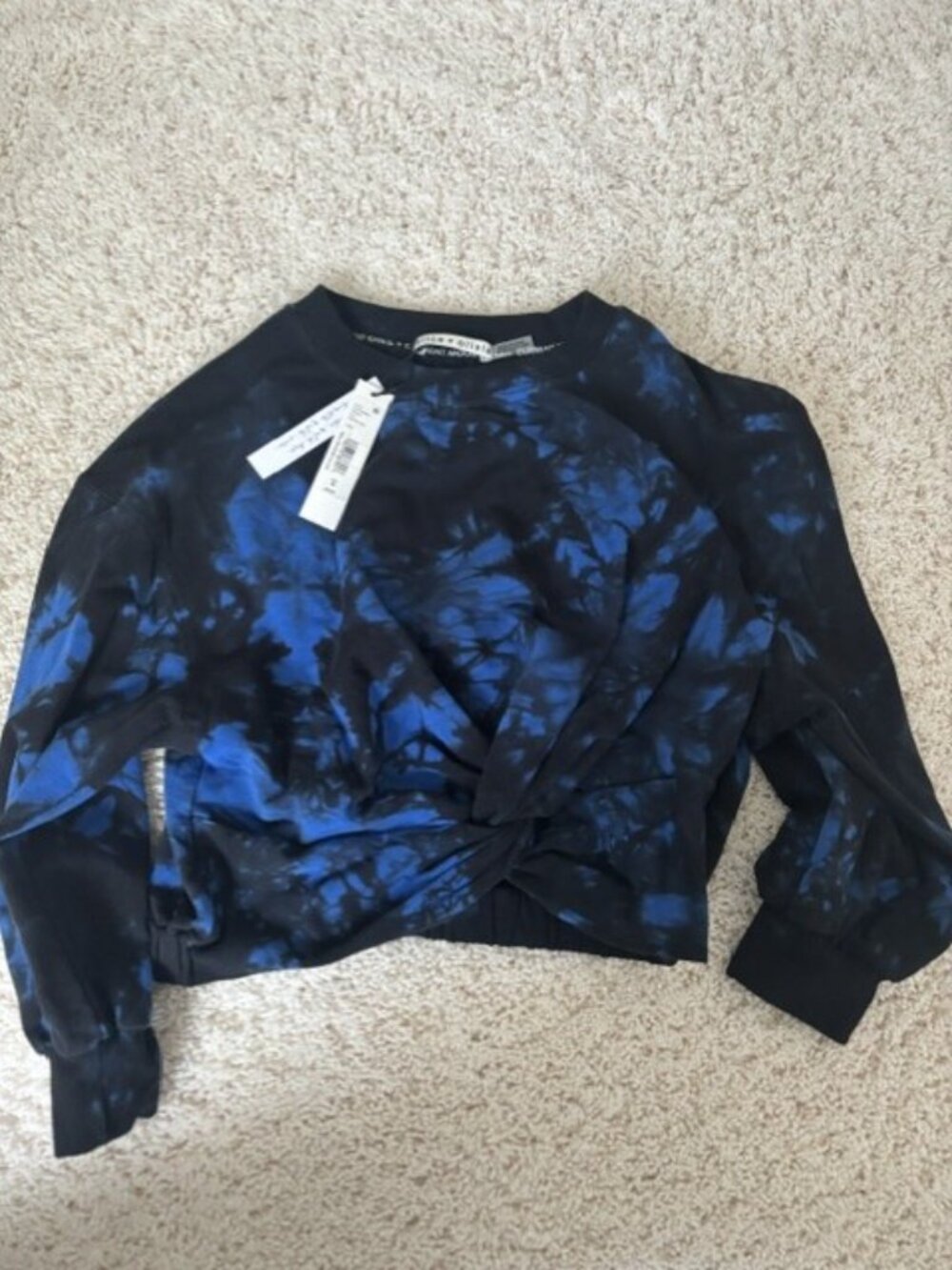 cropped tie dye sweatshirt from alice and olivia size medium